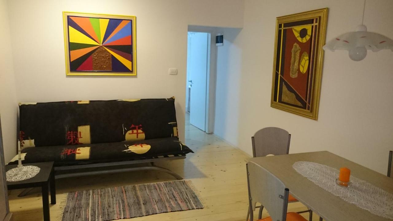 Apartment Galeria Πιράν Εξωτερικό φωτογραφία